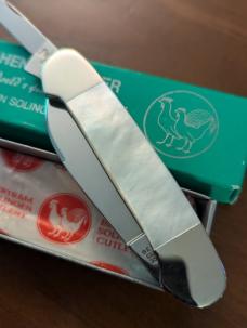 2000 HEN & ROOSTER Solingen 352 MOP Genuine Mother of Pearl Canoe MINT NEW IN BOX 2000 HEN & ROOSTER Solingen 352 MOP Genuine Mother of Pearl Canoe MINT NEW IN BOX