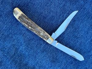 Bertram Hen & Rooster Stag Trapper