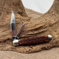 Vintage Queen Trapper USA 6140 Jigged brown bone, 2 blade folding knife (67) Vintage Queen Trapper USA 6140 Jigged brown bone, 2 blade folding knife (67)