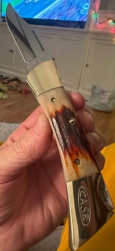 1994 Case XX Shark Tooth w/ Awesome Red Stag Handles, Pouch & Box. This knife is basically AMAZING! 1994 Case XX Shark Tooth w/ Awesome Red Stag Handles, Pouch & Box. This knife is basically AMAZING!