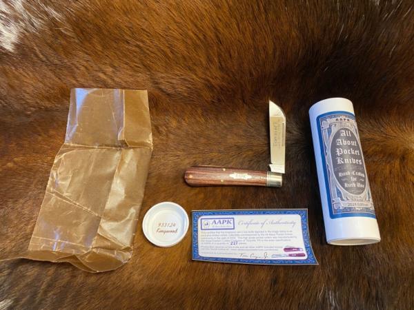 2024 AAPK Club Knife, GEC Great Eastern Cutlery, Kingwood Scales, Ramsfoot Carbon Blade, 933124 2024 AAPK Club Knife, GEC Great Eastern Cutlery, Kingwood Scales, Ramsfoot Carbon Blade, 933124