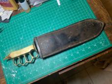 Trench art brass knuckle with Wi blade