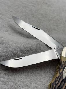 Vintage Ka-bar 1184 2 Blade Hunter Made In USA Excellent Condition (8) Vintage Ka-bar 1184 2 Blade Hunter Made In USA Excellent Condition (8)