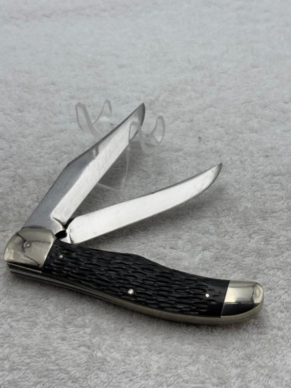 Vintage Ka-Bar 2 Blade Folding Hunter Made In USA Great Condition (20) Vintage Ka-Bar 2 Blade Folding Hunter Made In USA Great Condition (20)