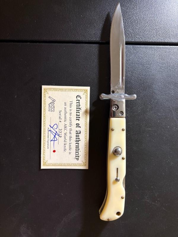 AKC Roma Swing Guard Stiletto AKC Roma Swing Guard Stiletto