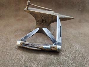 Robt Klaas kissing cranes stockman