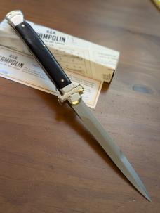  NIB 11"- 28 cm A.G.A. Campolin Brazilian Horn Maltese Automatic lockback stiletto