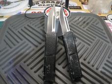 2- LIGHTNING ELITE OTF KNIVES, sharpened ❗❗ 2- LIGHTNING ELITE OTF KNIVES, sharpened ❗❗