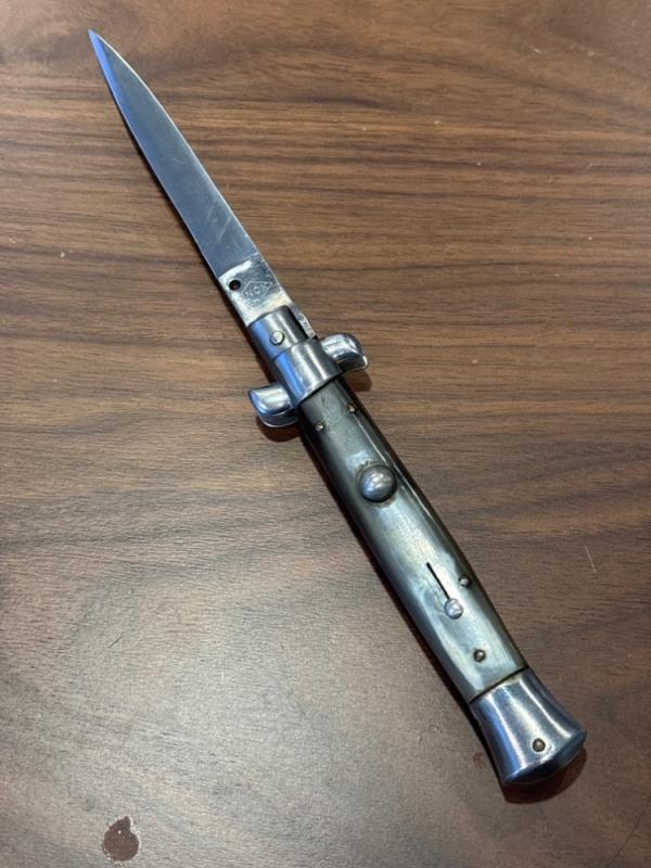 INOX in a Diamond 9” Swivel Vintage INOX in a Diamond 9” Swivel Vintage
