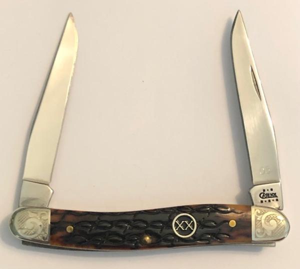 New without box Case Dark Amber Barbed Wire Muskrat