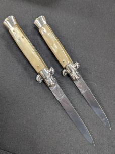 DUO OF GIOVANNI BELTRAME FLAT BLADE 23CM & 20CM STILETTOS FRENCH TIP HONEY HORN AUTOMATICS...NOS DUO OF GIOVANNI BELTRAME FLAT BLADE 23CM & 20CM STILETTOS FRENCH TIP HONEY HORN AUTOMATICS...NOS