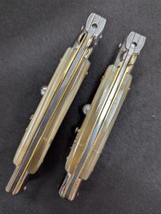 DUO OF GIOVANNI BELTRAME FLAT BLADE 23CM & 20CM STILETTOS FRENCH TIP HONEY HORN AUTOMATICS...NOS DUO OF GIOVANNI BELTRAME FLAT BLADE 23CM & 20CM STILETTOS FRENCH TIP HONEY HORN AUTOMATICS...NOS