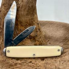 Vintage USA Mid 1900’s Ford Motor Company Two Blade Novelty Knife Co. Folder(71) Vintage USA Mid 1900’s Ford Motor Company Two Blade Novelty Knife Co. Folder(71)