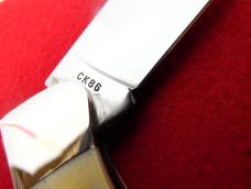 KABAR THICK STAG GRIZZLY COLLECTORS CLUB MINT WELL CARED FOR SINCE 1986 KABAR THICK STAG GRIZZLY COLLECTORS CLUB MINT WELL CARED FOR SINCE 1986