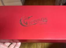 2004 Cattaraugus/Case Red Bone Trapper w/ATS-34 Blades.1 of 250! Beautiful Wooden Arrowhead Box also 2004 Cattaraugus/Case Red Bone Trapper w/ATS-34 Blades.1 of 250! Beautiful Wooden Arrowhead Box also