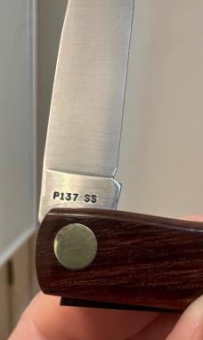 Case XX Sod Buster Jr. Kentucky Bicentennial 1775-1975. The Model P137 SS is in Mint Condition!