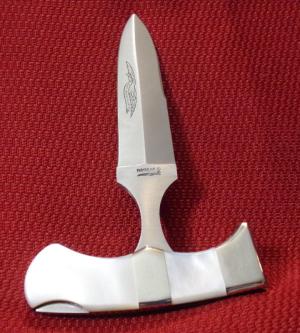 MINT PARKER CUT. CO. LOCKBACK PUSH DAGGER GEN. PEARL c1978-1983 RARE ( CHECK OR MONEY ORDER )