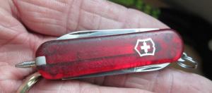 VTG Victorinox Swiss Army 58mm Classic SIGNATURE Knife w/pen  D9