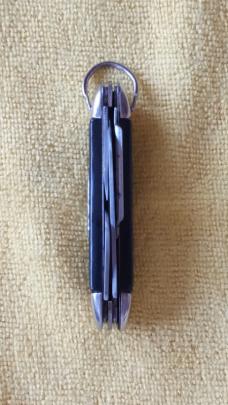 Imperial Ireland Vintage Kamp King Pocket Knife Good Condition. Imperial Ireland Vintage Kamp King Pocket Knife Good Condition.