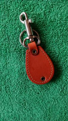 SOG Specialty Attache Leather Keychain Knife / Scissors Excellent Condition