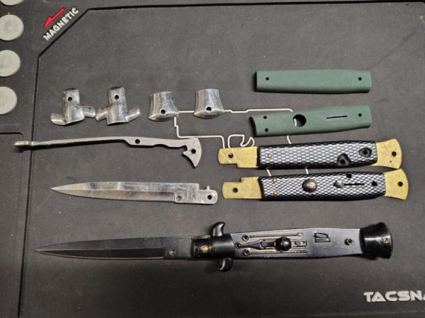 Lot of assorted 9 inch stiletto kit parts