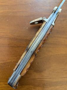 JAPANESE MADE AMBER PICKBONE EXTRACTOR SWITCHBLADE JAPANESE MADE AMBER PICKBONE EXTRACTOR SWITCHBLADE