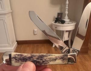 1998 Case XX Purple Appaloosa Trapper w/XX Shield & Original Box. Beautiful Purple & Cream Mix.Mint!