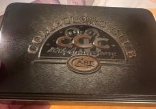 2001 CASE XX COLLECTORS CLUB 20TH ANNIV. HALF WHITTLER W/MOSS GREEN HANDLES & SQUARE BOLSTERS. MINT! 2001 CASE XX COLLECTORS CLUB 20TH ANNIV. HALF WHITTLER W/MOSS GREEN HANDLES & SQUARE BOLSTERS. MINT!