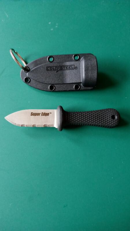 Cold Steel Super Edge Small Fix Blade Neck / Keychain Knife Used Good Condition Cold Steel Super Edge Small Fix Blade Neck / Keychain Knife Used Good Condition