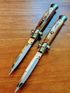 DUO OF FRANK BELTRAME 23CM 9" BAYONET & DAGGER STILETTO SET FRENCH HONEY HORN AUTOMATICS...NEW DUO OF FRANK BELTRAME 23CM 9" BAYONET & DAGGER STILETTO SET FRENCH HONEY HORN AUTOMATICS...NEW