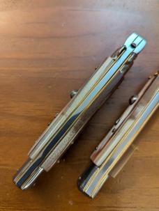 DUO OF FRANK BELTRAME 23CM 9" BAYONET & DAGGER STILETTO SET FRENCH HONEY HORN AUTOMATICS...NEW DUO OF FRANK BELTRAME 23CM 9" BAYONET & DAGGER STILETTO SET FRENCH HONEY HORN AUTOMATICS...NEW