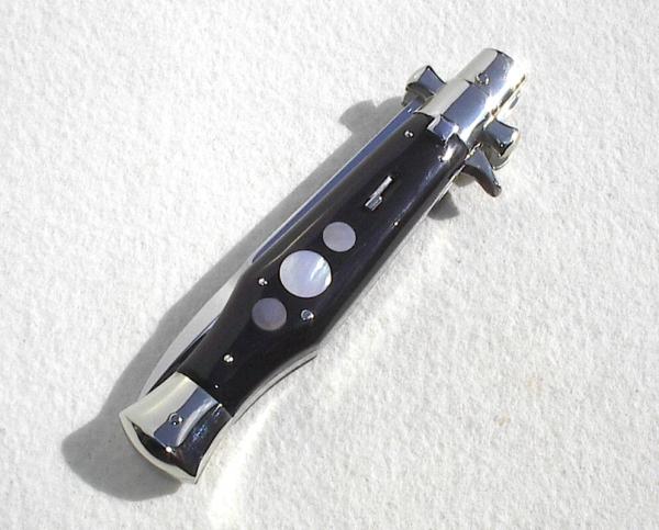 NEW AGA CAMPOILN 11" ( BLACK WIDOW ) BLACK HORN WITH MOTHER OF PEARL INLAYS 5MM BLADE MANIAGO ITALY NEW AGA CAMPOILN 11" ( BLACK WIDOW ) BLACK HORN WITH MOTHER OF PEARL INLAYS 5MM BLADE MANIAGO ITALY