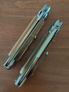 DUO OF FRANK BELTRAME 23CM 9" BAYONET & DAGGER STILETTO SET BRAZILIAN HONEY HORN AUTOMATICS...NEW DUO OF FRANK BELTRAME 23CM 9" BAYONET & DAGGER STILETTO SET BRAZILIAN HONEY HORN AUTOMATICS...NEW