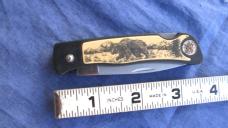 Smith & Wesson Scrimshaw USA Folding Lockback Knife BEAR Smith & Wesson Scrimshaw USA Folding Lockback Knife BEAR