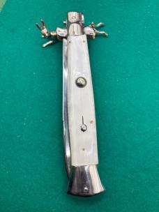 15” Arctic Wolfe Pearlex Swivel Bolster, ha 15” Arctic Wolfe Pearlex Swivel Bolster, ha