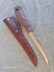 Buck Vintage 123 Fillet Knife; Leather Sheath; Excellent Condition Buck Vintage 123 Fillet Knife; Leather Sheath; Excellent Condition