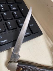 Utica kutmaster muskrat edc Utica kutmaster muskrat edc