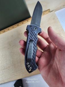 Gerber 06 Auto Drop Point Serrated #3A Medium usage Gerber 06 Auto Drop Point Serrated #3A Medium usage