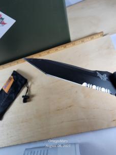 Benchmade 9500SBK Mini Auto-Stryker Serrated Light usage, warrantied Benchmade 9500SBK Mini Auto-Stryker Serrated Light usage, warrantied