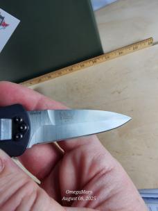 Benchmade 3550 Stimulus Light usage, warrantied, brand new handles Benchmade 3550 Stimulus Light usage, warrantied, brand new handles