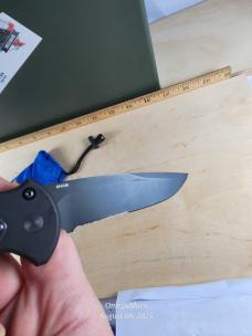 Benchmade 9050 Auto Stryker Light usage, warrantied Benchmade 9050 Auto Stryker Light usage, warrantied