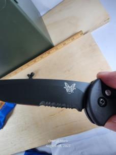 Benchmade 9050 Auto Stryker Light usage, warrantied Benchmade 9050 Auto Stryker Light usage, warrantied