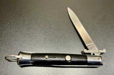 Rizzuto-Style Swing-Guard Stiletto with Box Rizzuto-Style Swing-Guard Stiletto with Box