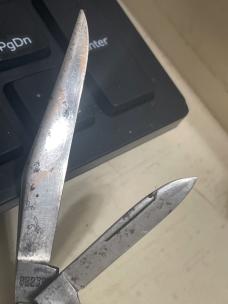 Robeson Shuredge small yellow peanut 822393 carbon steel edc Robeson Shuredge small yellow peanut 822393 carbon steel edc