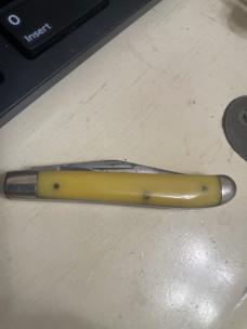 Robeson Shuredge small yellow peanut 822393 carbon steel edc Robeson Shuredge small yellow peanut 822393 carbon steel edc