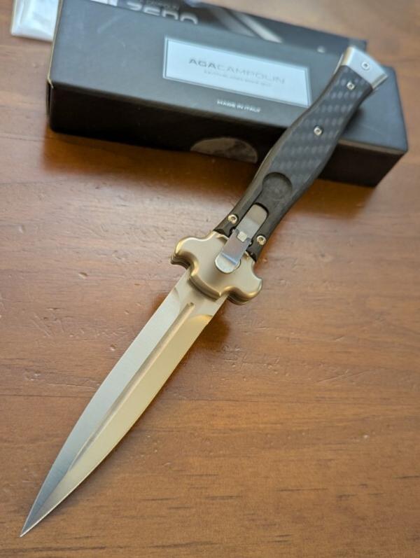 NIB AGA CAMPOLIN 9INCH-23CM ZERO CARBON FIBER SCALES W/BOHLER SATIN DAGGER BLADE NIB AGA CAMPOLIN 9INCH-23CM ZERO CARBON FIBER SCALES W/BOHLER SATIN DAGGER BLADE