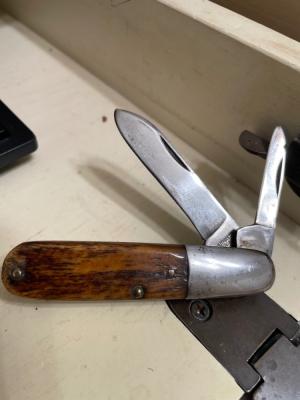 Utica Kutmaster Barlow bone edc not mint