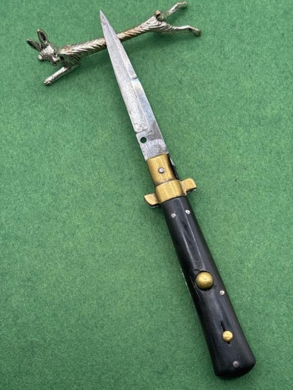 7 1/2” Sterile Frosolone Switchblade 7 1/2” Sterile Frosolone Switchblade
