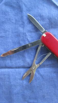VICTORINOX Swiss Army Knife EXECUTIVE Orange Peeler 74mm 2 Layer (Discontinued) VICTORINOX Swiss Army Knife EXECUTIVE Orange Peeler 74mm 2 Layer (Discontinued)