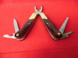 HUSKY 4" MULTI-TOOL WOOD SCALES NEVER USED YEAR UNKNOWN 8 TOOLS